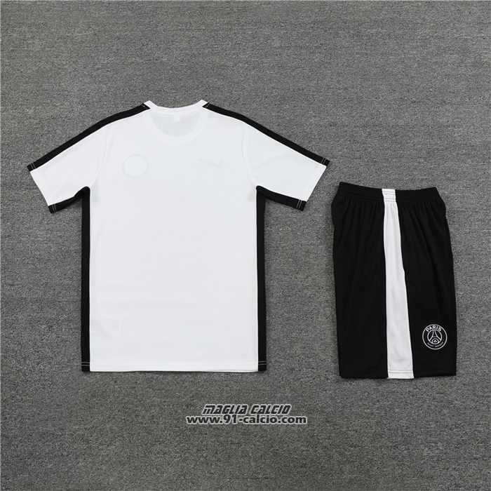 Tuta da Track
 Paris Saint-Germain Manica Corta
 2023-2024 Bianco
 - Pantaloncini
